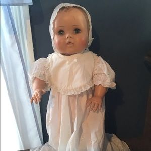 Girls Alexis brand 3 piece christening dress